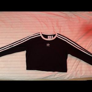 cropped long sleeve shirt